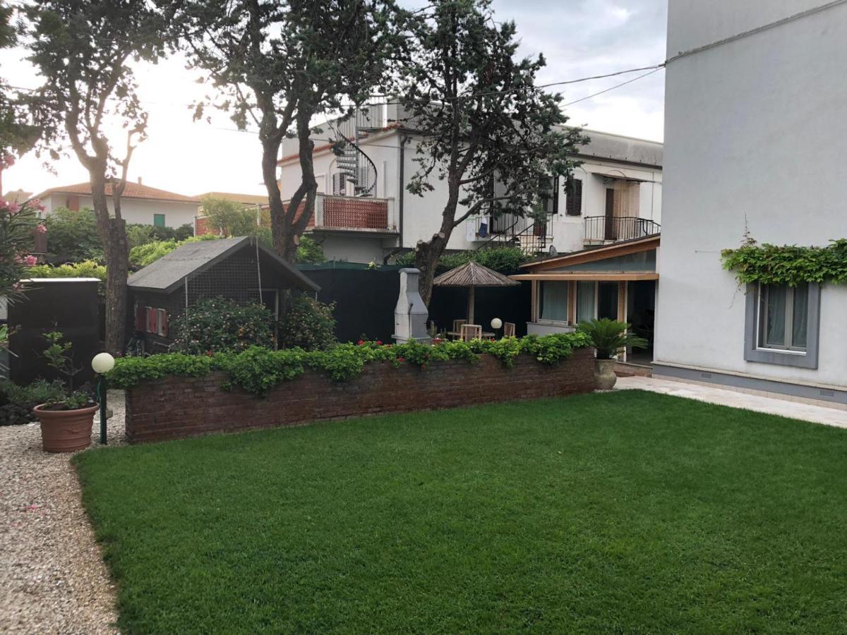 Holiday home Shell House, Casa Con Ampio Giardino A 100m Dal Mare Marcelli